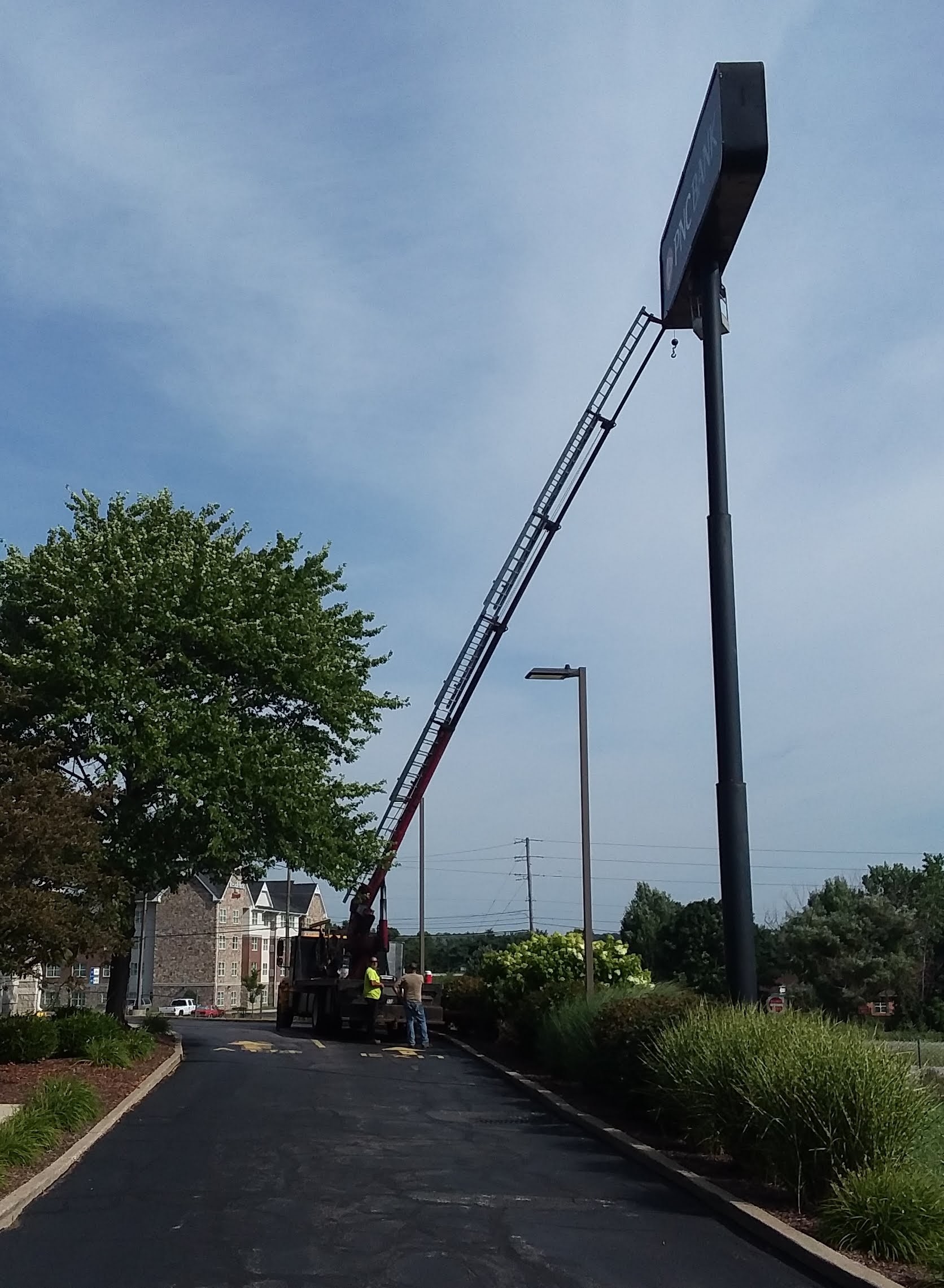 Adams Signs High Rise Sign PNC Bank