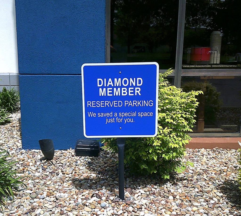 Hampton Inn diamond member parking space sign
