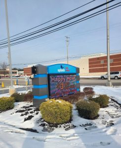 Adams Signs carried out an EMC controller replacement on the LED display sign at Splash Car Wash in Fairlawn, Ohio.