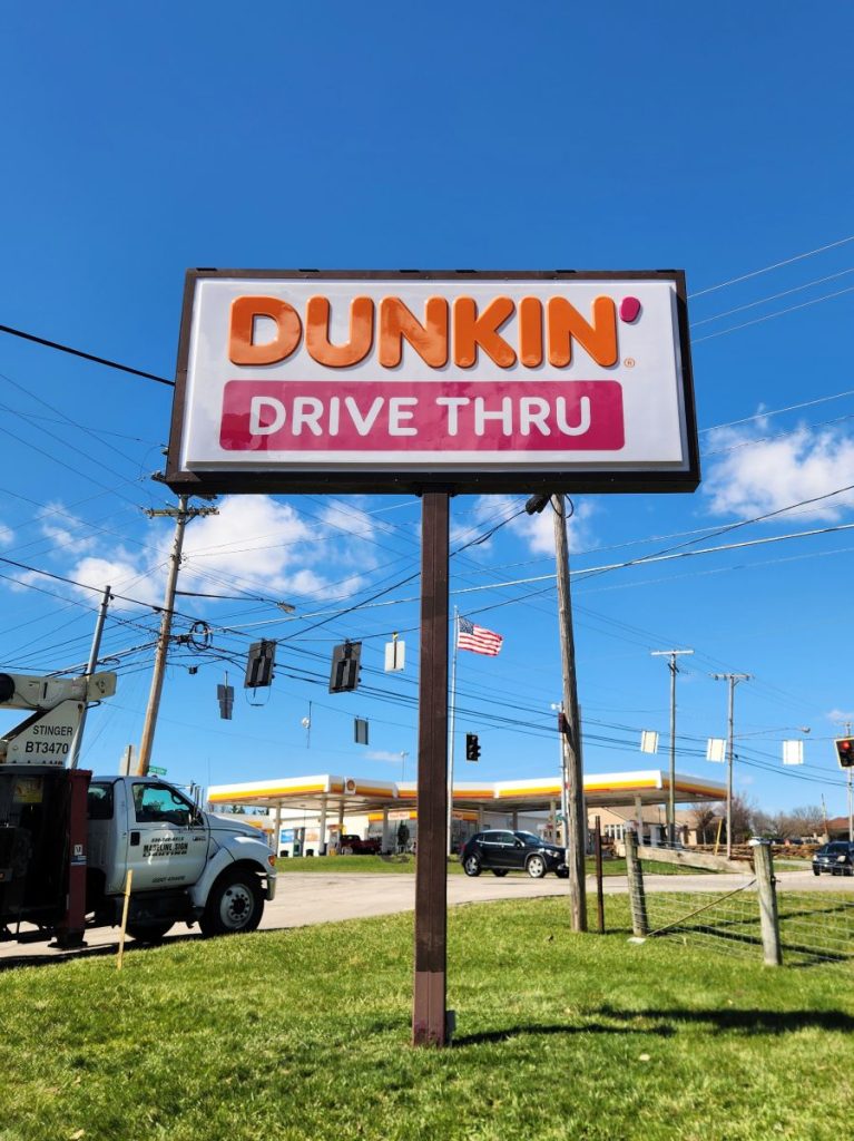 Pylon, Building & Directional Signs — Dunkin’, Poland, OH